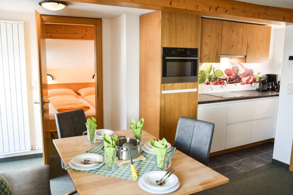 Haus Alpenblick Apartment Schrocken Bagian luar foto