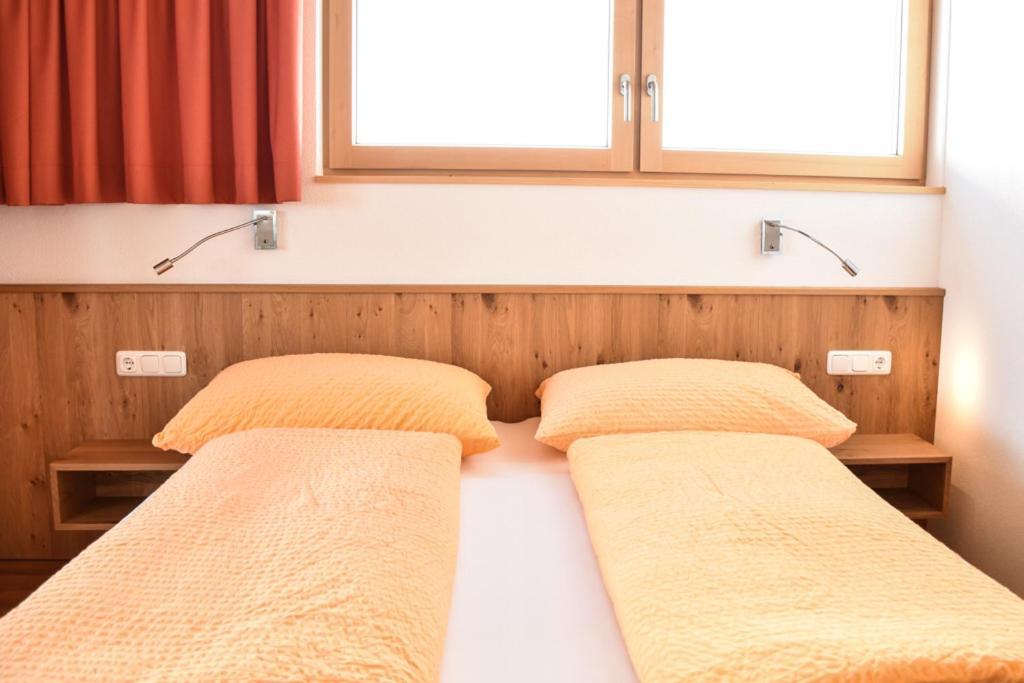 Haus Alpenblick Apartment Schrocken Bagian luar foto