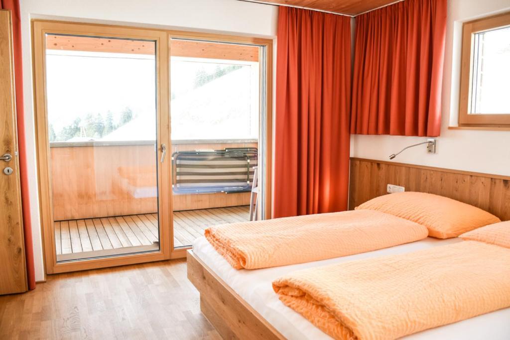 Haus Alpenblick Apartment Schrocken Bagian luar foto