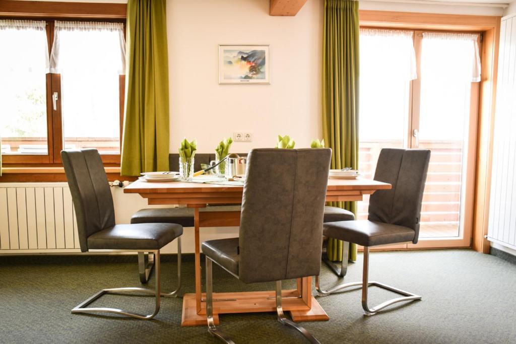 Haus Alpenblick Apartment Schrocken Bagian luar foto